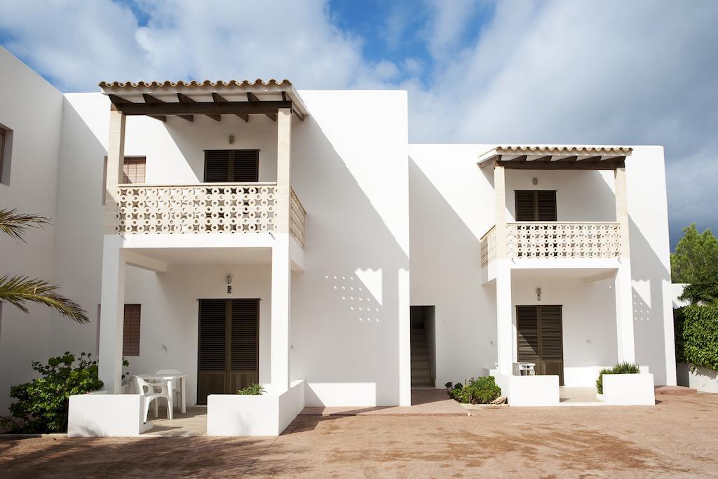 Apartamentos Escandell - Formentera Vacaciones Playa Migjorn Eksteriør bilde